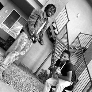 Meet your Posher, Mainstreet